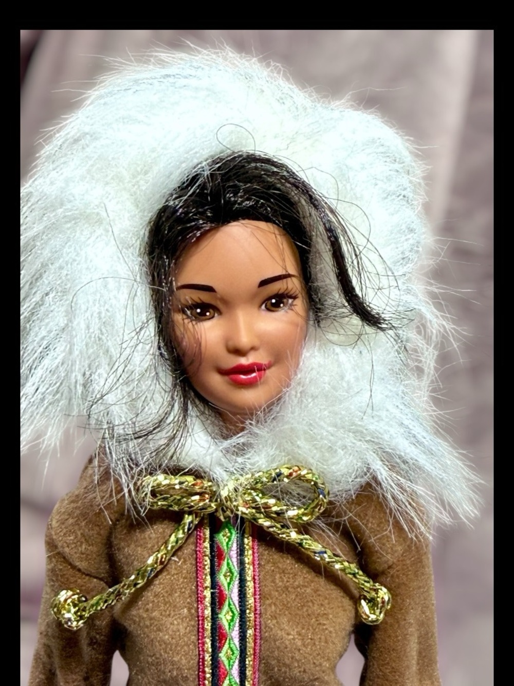 1996 Arctic Barbie #16495 Kira Brunette Doll W/ Complete Outfit Mattel DOTW